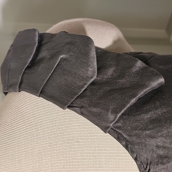 J. Crew Gray Ruched Ruffled Sheath Mini Dress. Size 4. 82 % LINEN 18% SILK. - Picture 2 of 4